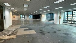 Singapore Land Tower (D1), Office #524782561